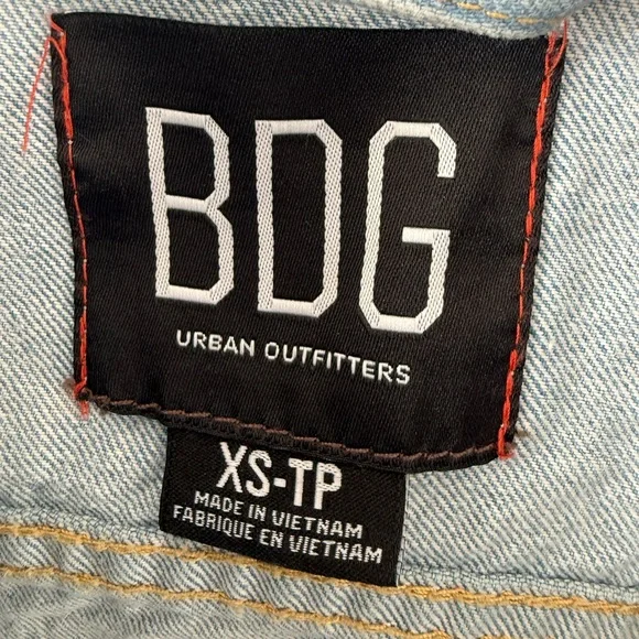 BDG Light Wash Blue Denim Jacket - Picture 3 of 3